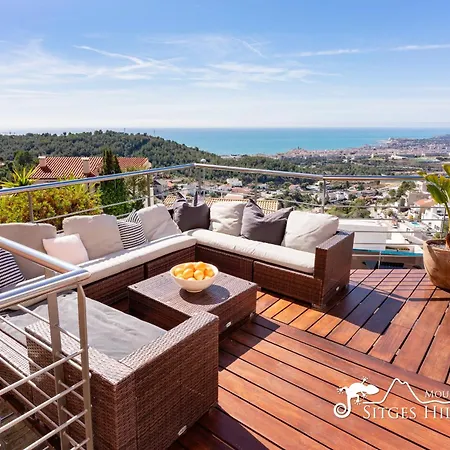 Stylish Havana With Sea Views, Private Pool & A/c Villa Sitges