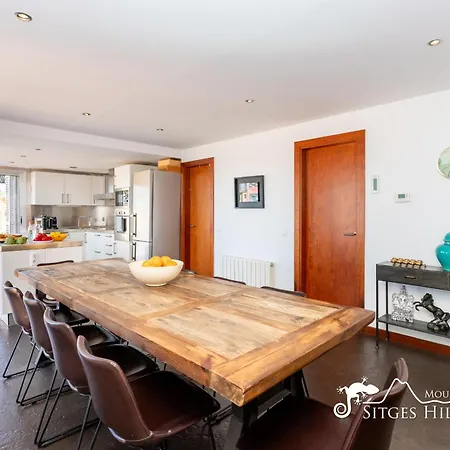 Villa Stylish Havana With Sea Views, Private Pool & A/c *